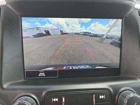 Used 2024 GMC Terrain SLT AWD/4WD image 29