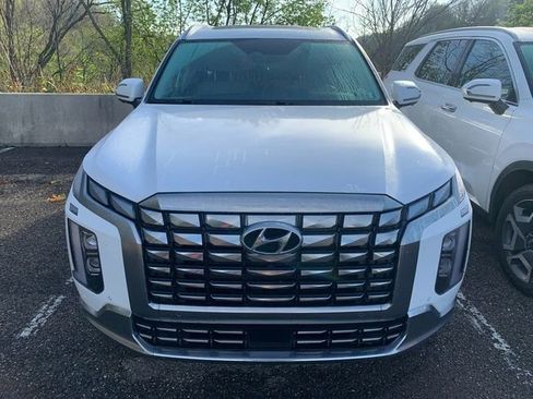 Used 2025 Hyundai Palisade Calligraphy AWD/4WD image 3
