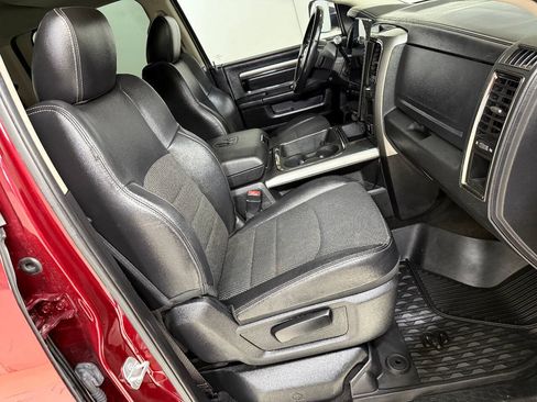 Used 2018 RAM 2500 Lone Star w/ Sport Appearance Group AWD/4WD image 30