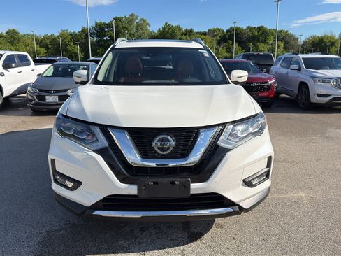 Used 2018 Nissan Rogue SL w/ Premium Package AWD/4WD image 2