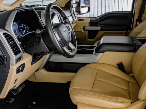 Used 2020 Ford F350 Lariat w/ Lariat Value Package image 15