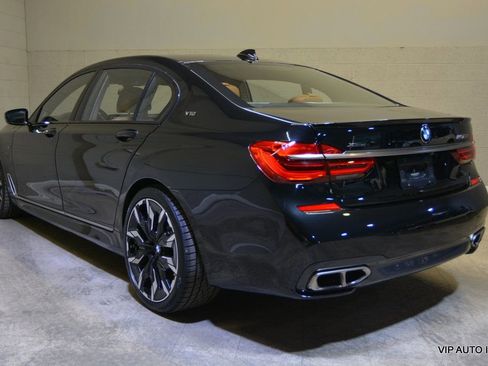 Used 2017 BMW M760i xDrive image 3