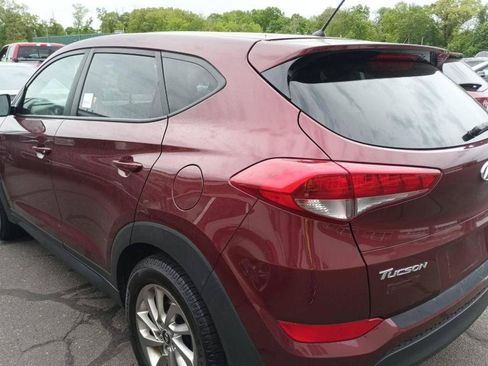 Used 2018 Hyundai Tucson SE AWD/4WD image 4