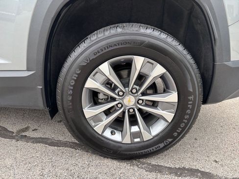 Used 2025 Chevrolet Equinox LT FWD image 30