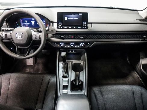 Used 2023 Honda Accord EX image 11