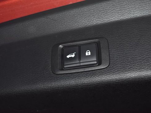 Used 2025 Mitsubishi Outlander SE AWD/4WD image 32