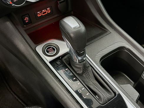 Used 2024 Nissan Sentra SV image 24