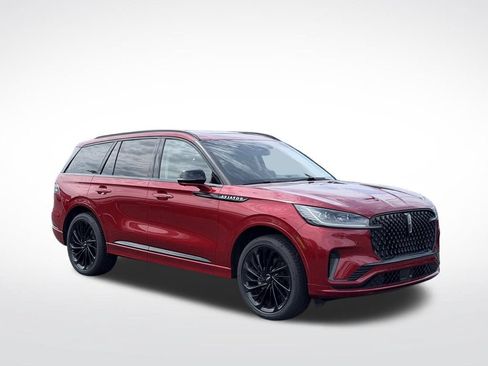 Certified 2025 Lincoln Aviator Reserve w/ Equipment Group 201A AWD/4WD image 4