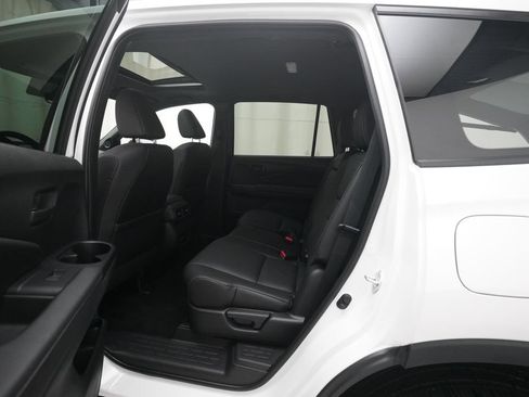 Certified 2025 Honda Passport EX-L image 16