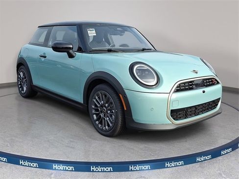 New 2026 MINI Cooper S image 2