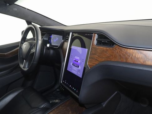 Used 2019 Tesla Model X 75D image 49