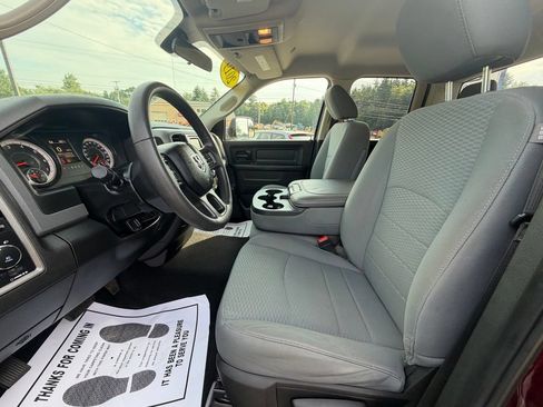 Used 2019 RAM 1500 Express AWD/4WD image 26