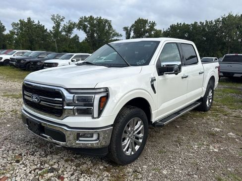 Used 2024 Ford F150 Lariat AWD/4WD image 2