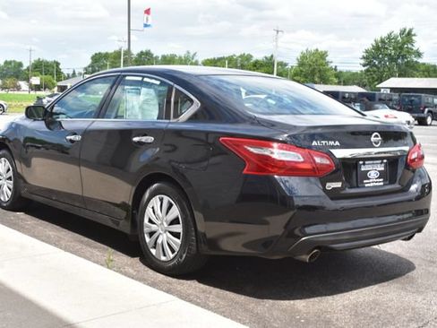 Used 2018 Nissan Altima 2.5 S w/ S Convenience Package FWD image 12