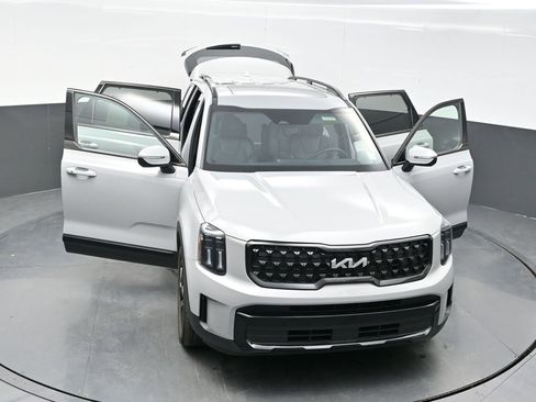 Used 2024 Kia Telluride EX X-Line AWD/4WD image 33