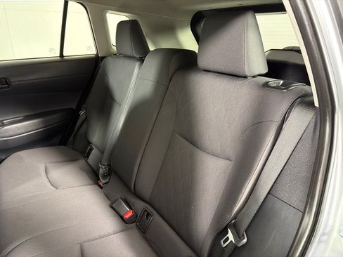 Used 2024 Toyota Corolla Cross LE w/ Moonroof Package FWD image 21