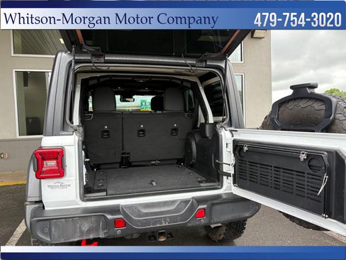 Used 2024 Jeep Wrangler Unlimited Rubicon w/ Technology Group AWD/4WD image 38