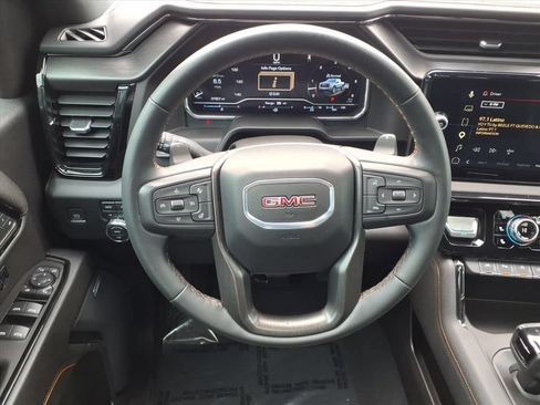 Used 2024 GMC Sierra 1500 AT4 w/ Technology Package AWD/4WD image 29