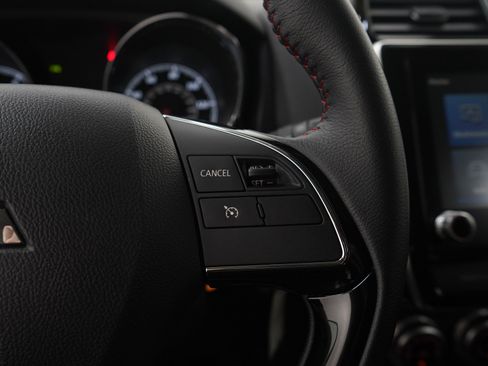 Used 2026 Mitsubishi Outlander Sport AWD image 23