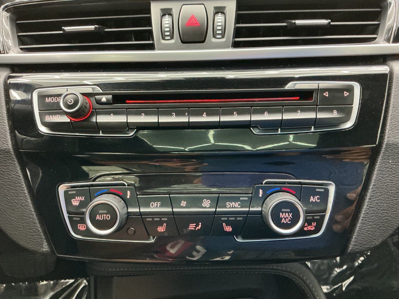 Used 2018 BMW X1 xDrive28i AWD/4WD image 35