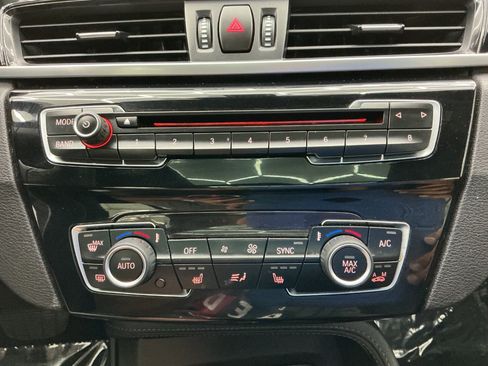 Used 2018 BMW X1 xDrive28i AWD/4WD image 35