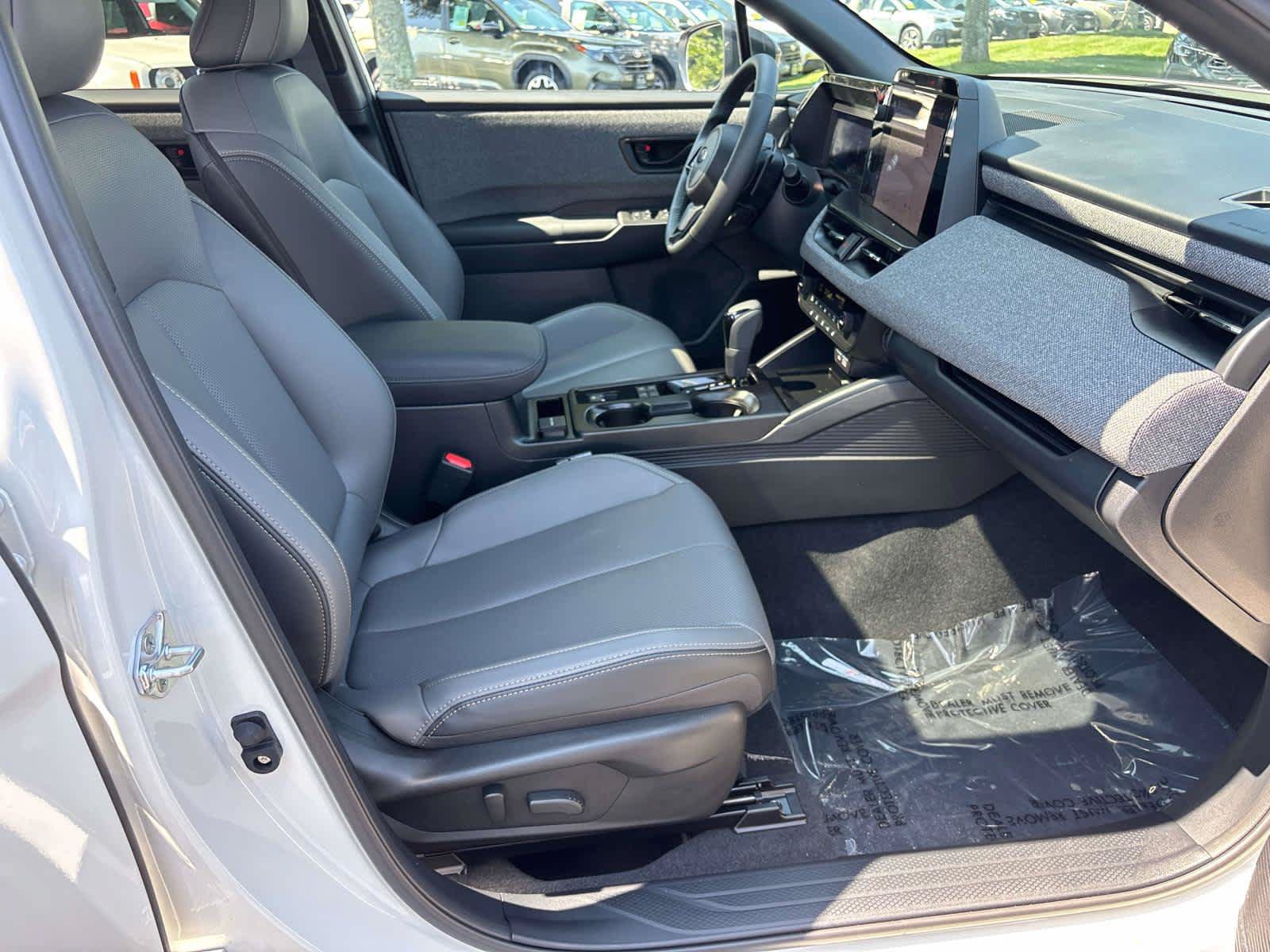 Used 2026 Subaru Outback Limited AWD/4WD image 17