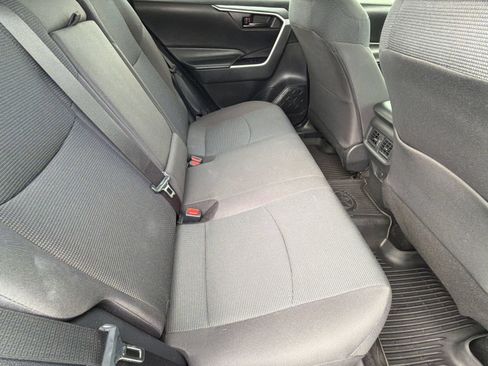 Used 2023 Toyota RAV4 LE FWD image 32