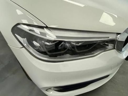 Used 2017 BMW 540i xDrive AWD/4WD image 10