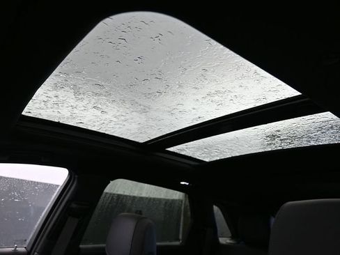 New 2026 Cadillac XT5 Sportv w/ LPO, Onyx Lite Package image 15