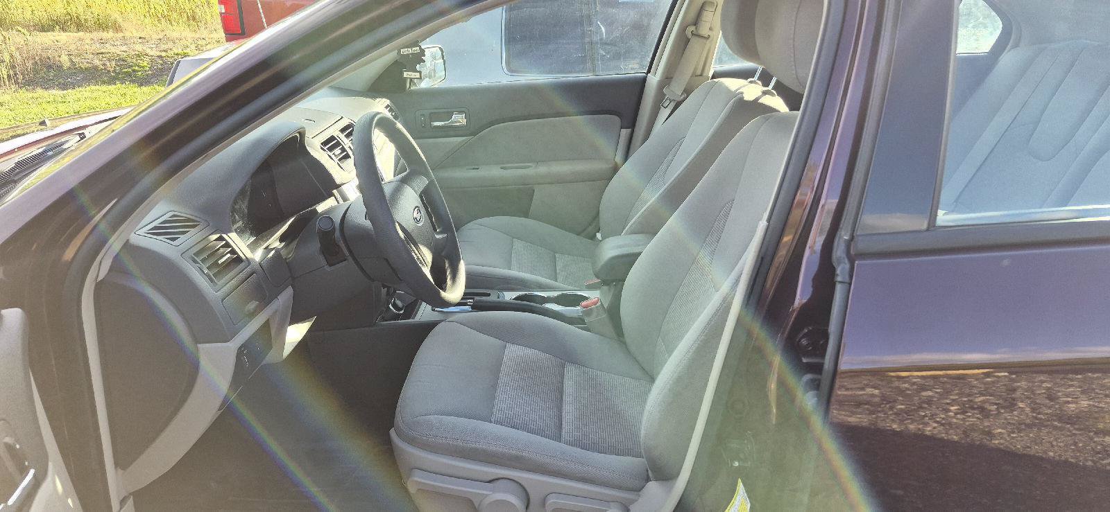 Used 2012 Ford Fusion S FWD image 6