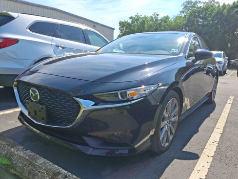 Certified 2023 MAZDA MAZDA3 s FWD image 2
