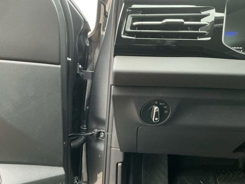 New 2025 Volkswagen Jetta S image 23