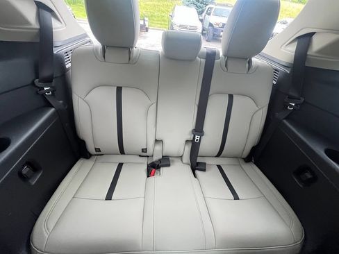 Used 2024 MAZDA CX-90 3.3 Turbo w/ Premium Package AWD/4WD image 28