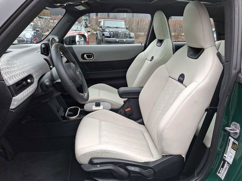 Certified 2025 MINI Cooper S image 13