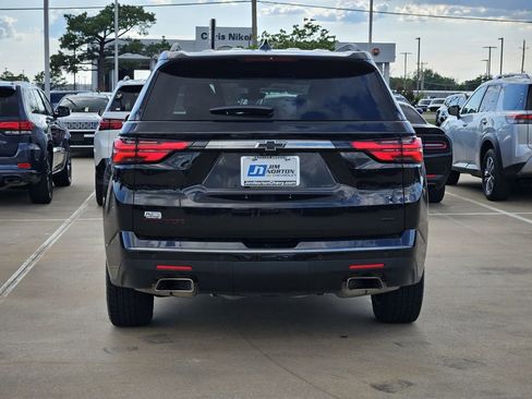 Used 2023 Chevrolet Traverse Premier w/ Redline Edition AWD/4WD image 7