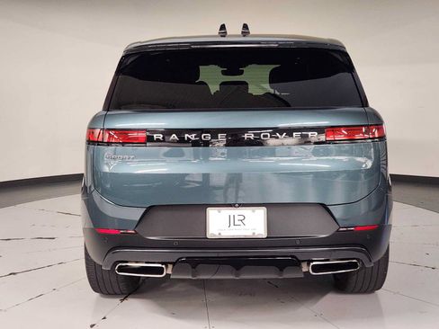 Used 2024 Land Rover Range Rover Sport SE AWD/4WD image 10