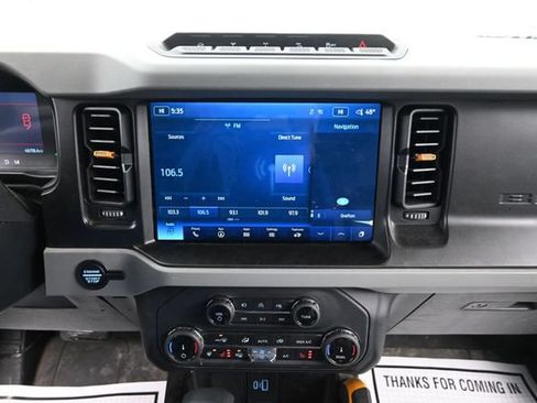 Used 2022 Ford Bronco Badlands AWD/4WD image 16