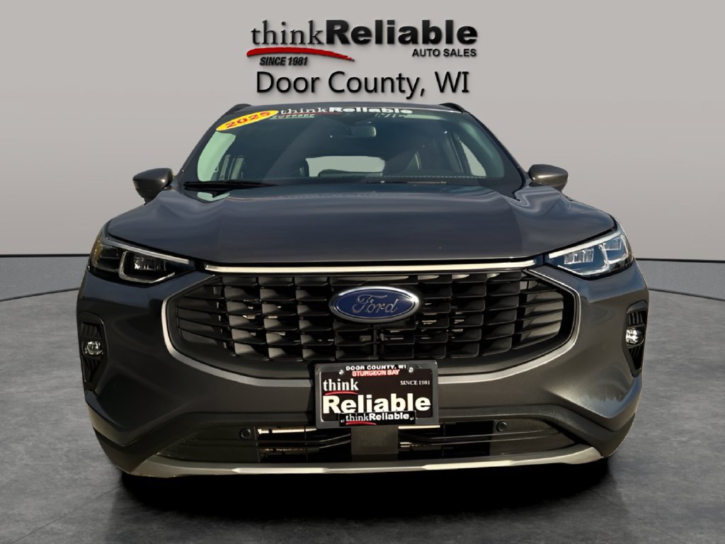 Used 2025 Ford Escape Platinum AWD/4WD image 8