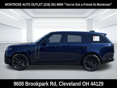 Used 2023 Land Rover Range Rover Long Wheelbase SE AWD/4WD image 7