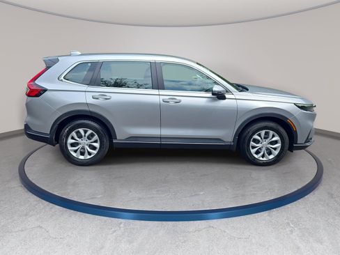 Used 2024 Honda CR-V LX image 4