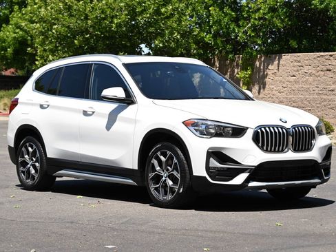 Used 2020 BMW X1 sDrive28i w/ Convenience Package FWD image 1