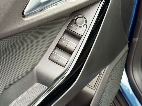 New 2026 Chevrolet Equinox RS w/ Safety and Technology Package image 15