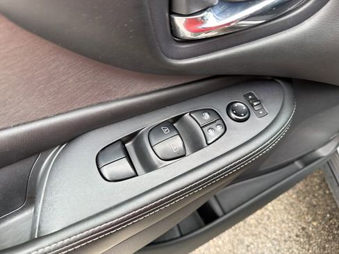 Used 2020 Nissan Murano S w/ Technology Package FWD image 17