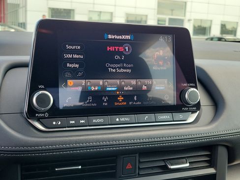 Certified 2024 Nissan Rogue SV image 26