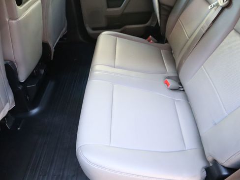 Used 2018 Ford F150 XL w/ Equipment Group 101A Mid image 37