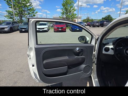 Used 2016 FIAT 500 Easy FWD image 12