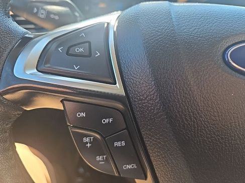 Used 2024 Ford Edge SEL AWD/4WD image 14