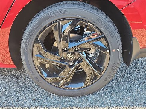 New 2026 Hyundai Elantra Sport image 7