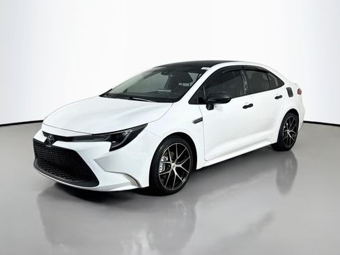 Used 2022 Toyota Corolla LE FWD image 4