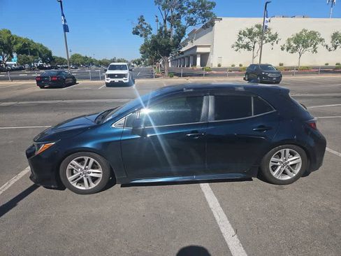 Used 2021 Toyota Corolla SE FWD image 4